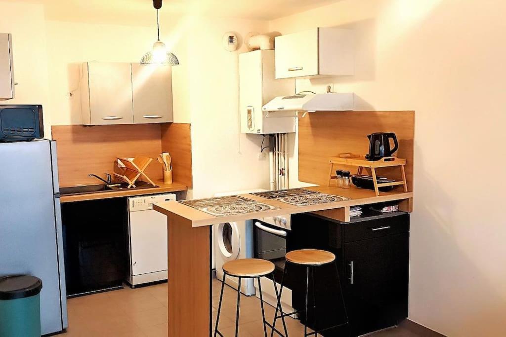 Pour 4 Personnes Entre Paris Et Disneyland. Apartment Pontault-Combault