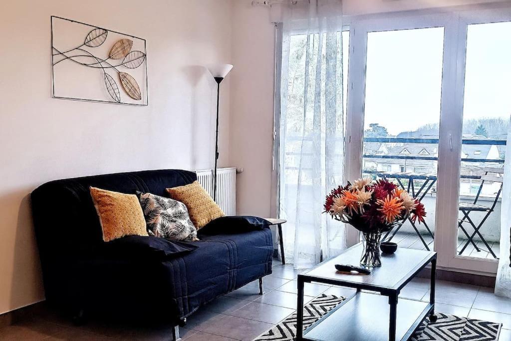 Pour 4 Personnes Entre Paris Et Disneyland. Apartment Pontault-Combault